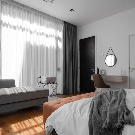 Lavanya H Villa 12A Luxury Bungalow With Private Swimming Pool H 豪华泳池别墅 Pantai Cenang  Eksteriør billede
